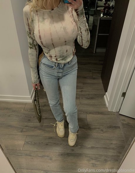 Dressupblondie