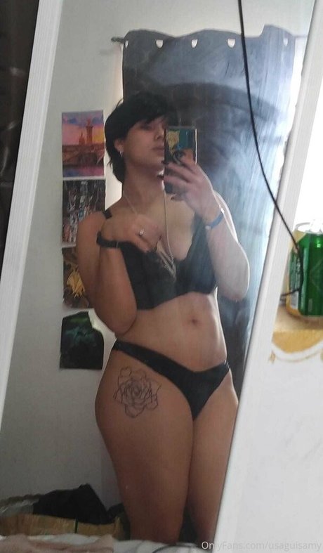 Naken läckt OnlyFans-bild av Usaguisamy