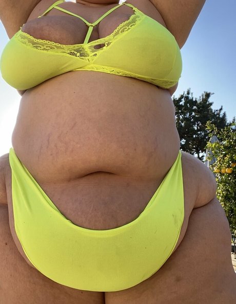 Nahá fotka uniklých OnlyFans od Jenniebooty87