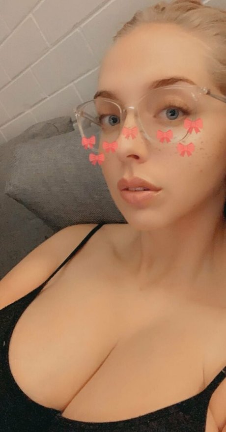 Boobsandthings