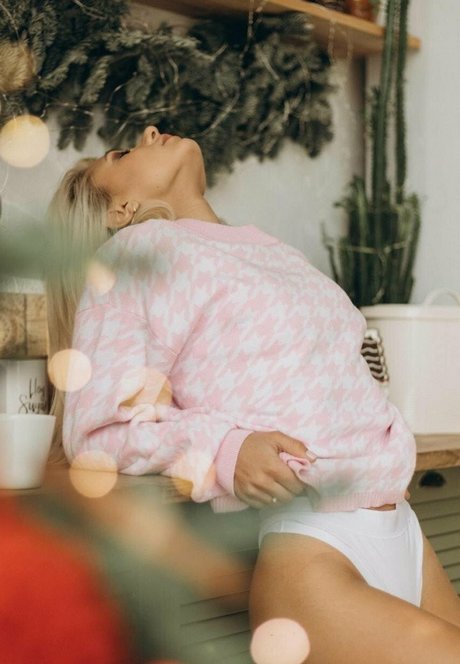 Naken lekkede OnlyFans-bilde av Sojourncouple