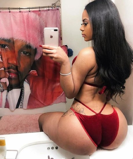 Strella Katt