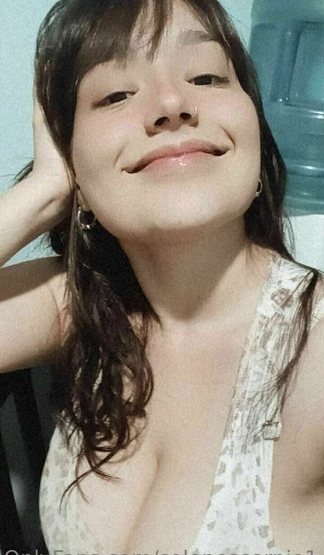Naken lekkede OnlyFans-bilde av Solenescorpio1