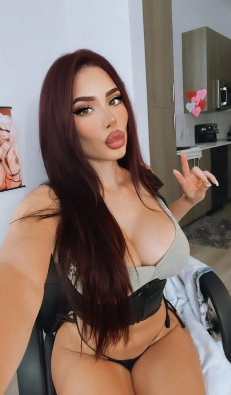 Foto desnuda filtrada de OnlyFans de Itsclaraduh