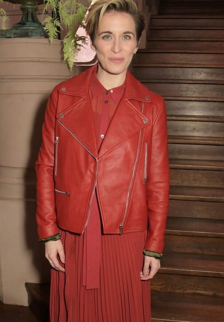 Vicky Mcclure