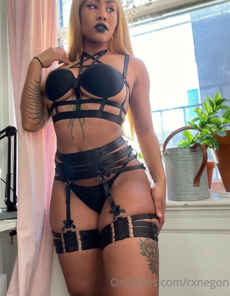 Nahá fotka uniklých OnlyFans od Rxnegon