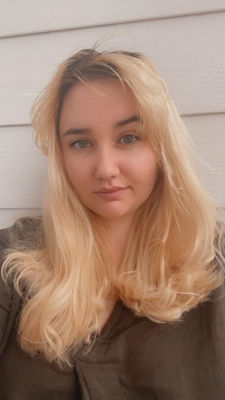 Naken lekkede OnlyFans-bilde av Thatkinkything
