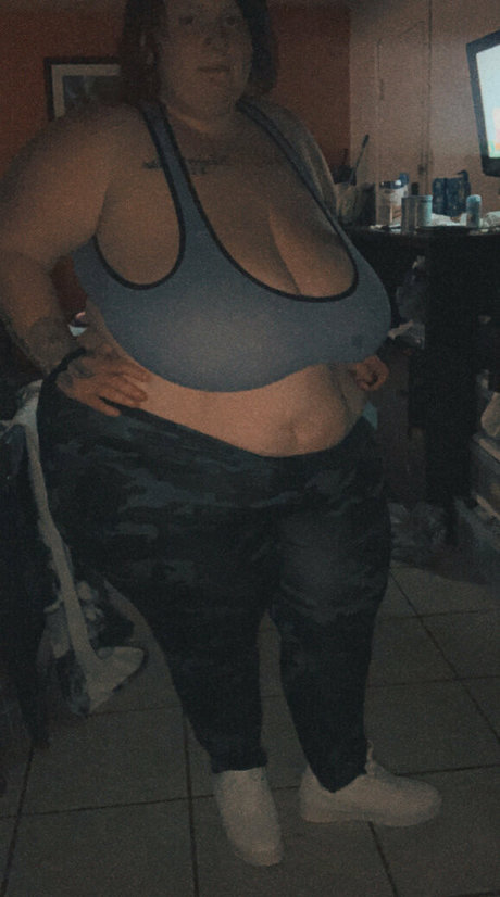 Laceee1996
