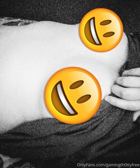 Foto di nudo di fuga di OnlyFans di Gamingth0ttyfree