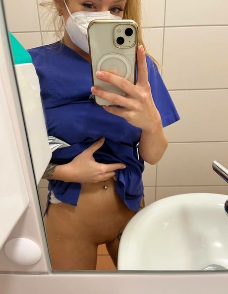 Nurselayla
