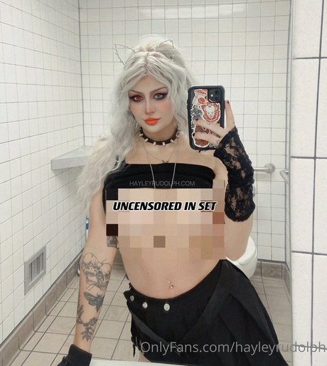 Naken lekkede OnlyFans-bilde av Hayleyrudolph