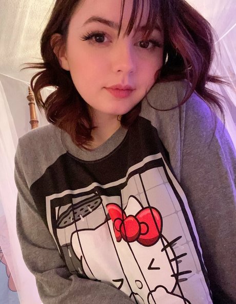 Naken lekkede OnlyFans-bilde av Kupokissesfree