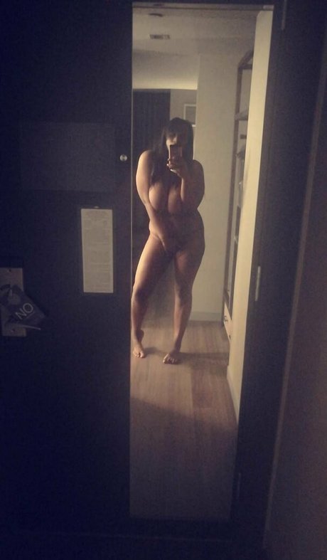 Naken läckt OnlyFans-bild av Gothicblackfairy