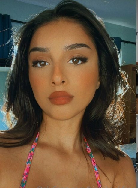 Naken lekkede OnlyFans-bilde av Hirashaykfree