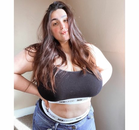Jazminealeahh