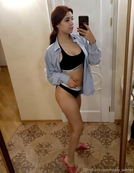 Naken lekkede OnlyFans-bilde av Marywinter