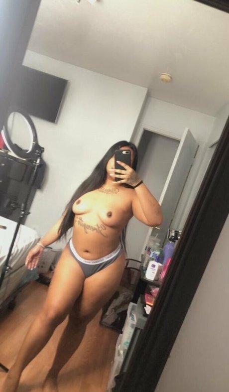 Foto nua vazada do OnlyFans de Iwantfeli