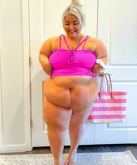 Foto di nudo di fuga di OnlyFans di Fluffybarbie