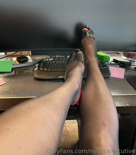 Nylonexecutive
