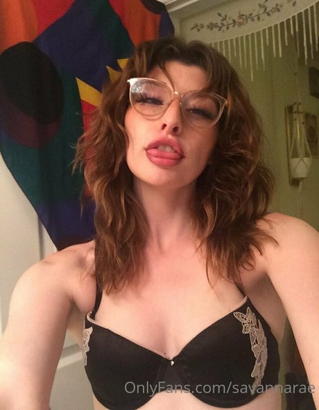 Theesavannawhitee