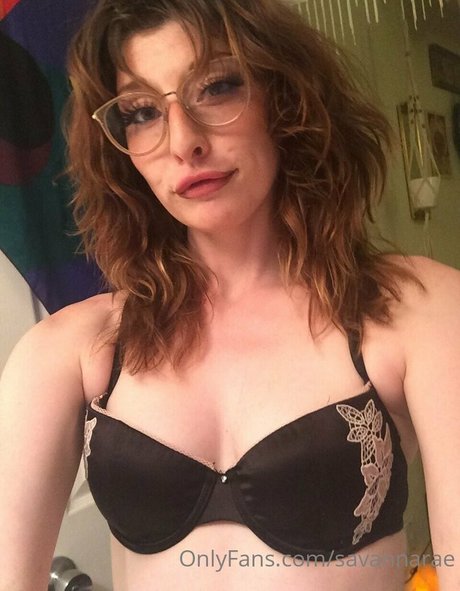 Theesavannawhitee