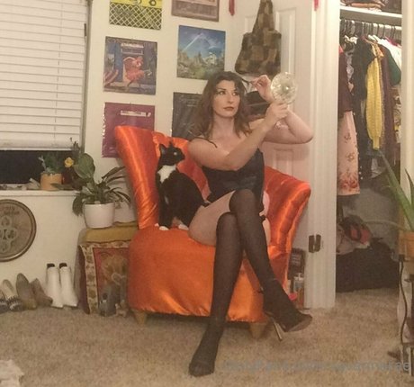 Theesavannawhitee