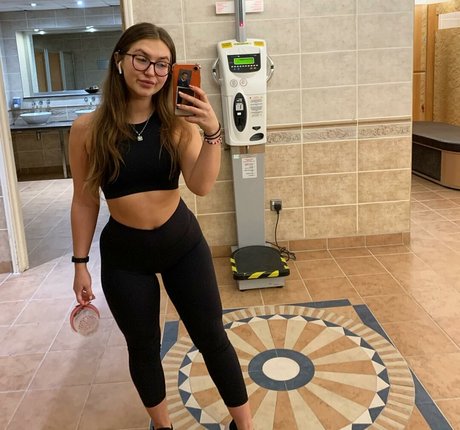 Nahá fotka uniklých OnlyFans od Myprotein