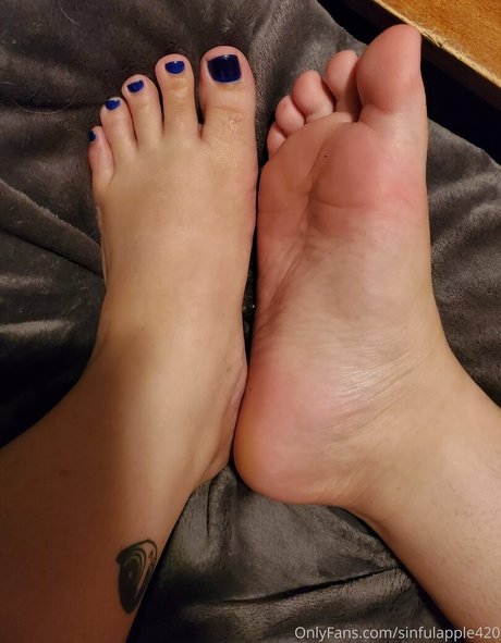 Nahá fotka uniklých OnlyFans od Sinnfulapple420