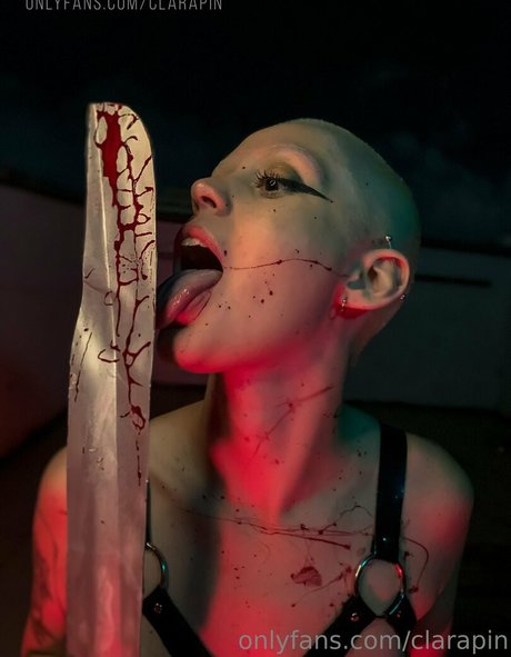 Nahá fotka uniklých OnlyFans od Clarapin