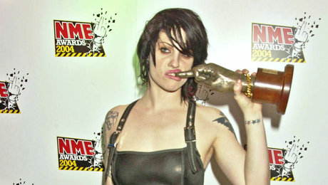 Foto nua vazada do OnlyFans de Brody Dalle