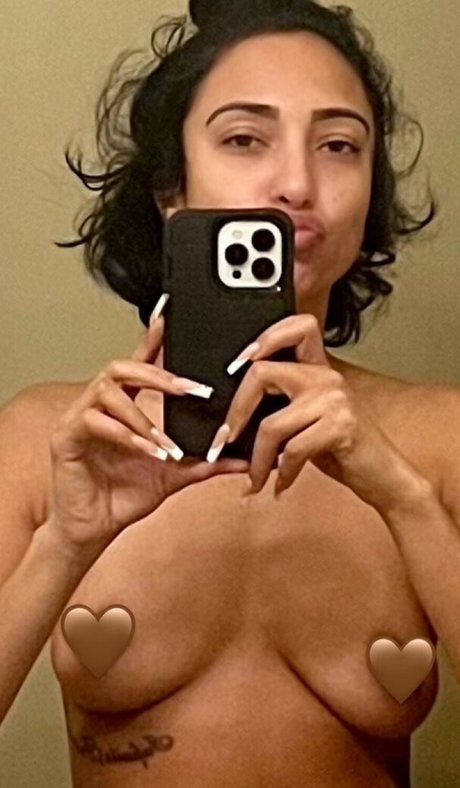Naken lekkede OnlyFans-bilde av Bbyaz