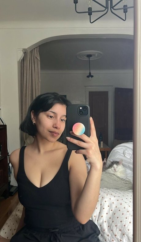 Nahá fotka uniklých OnlyFans od Vymysela
