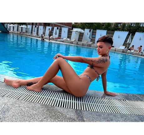 Nahá fotka uniklých OnlyFans od Rra13