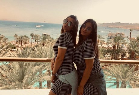 Naken läckt OnlyFans-bild av Marin Elbaz