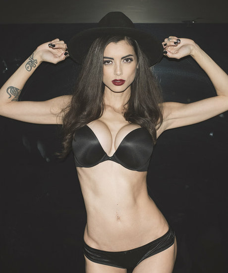 Leeanna Vamp OnlyFans泄露裸照