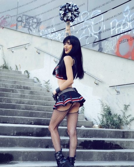 Leeanna Vamp