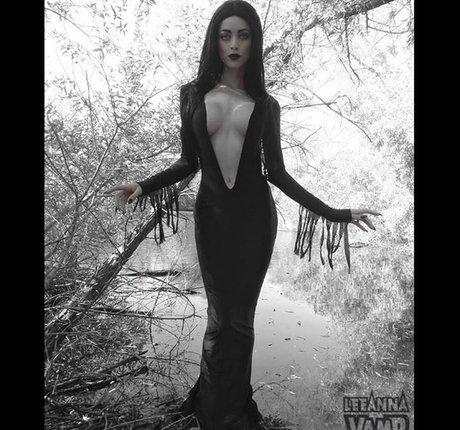 Leeanna Vamp