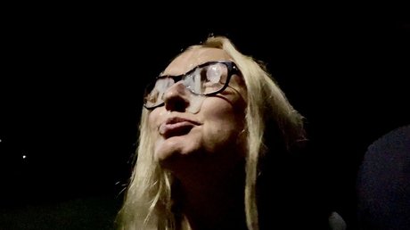 Naakte gelekte OnlyFans-foto van Cumcoveredbunny