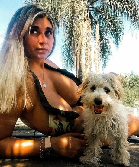 Naken läckt OnlyFans-bild av Meredithblake