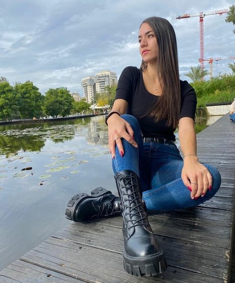 Sara Avni