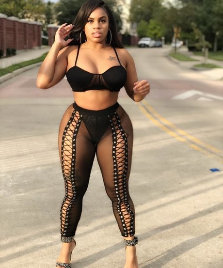 Dominique Chinn