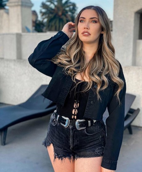 Jenna Ashley