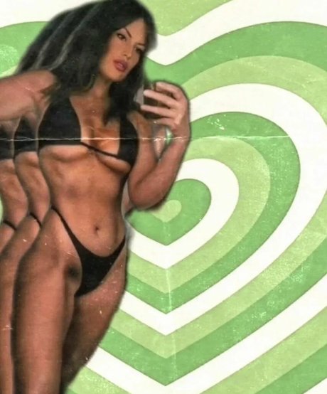 Naken lekkede OnlyFans-bilde av Vicki Walker