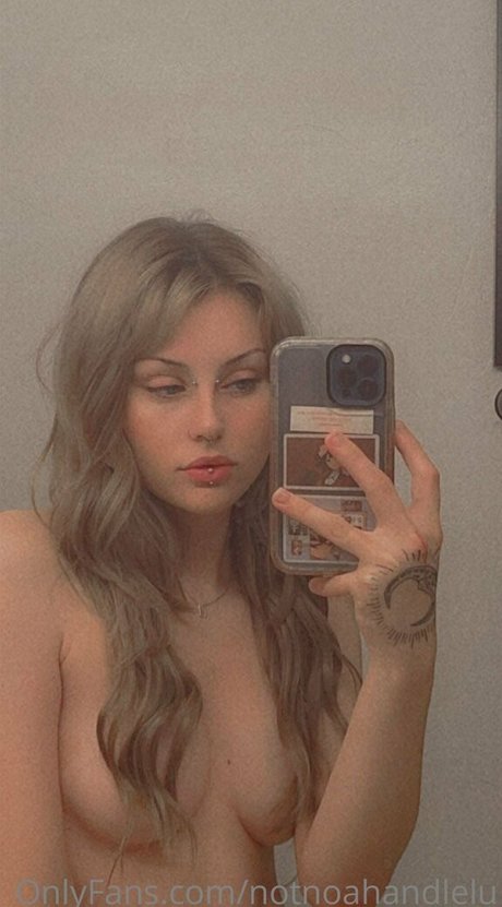 Naken lekkede OnlyFans-bilde av Notnoahandlelu