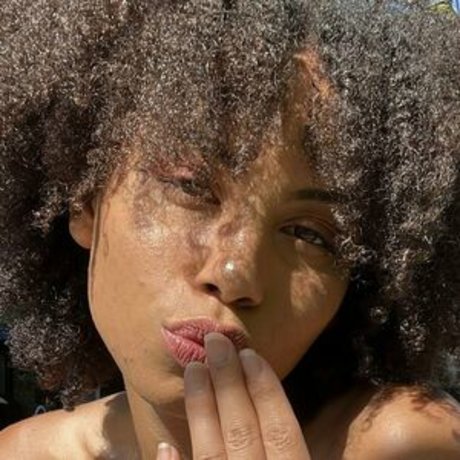Naken lekkede OnlyFans-bilde av Immarollwithit