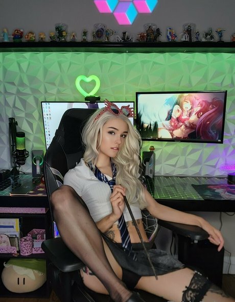 Xzeldababex