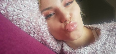 Naakte gelekte OnlyFans-foto van Sandra Gowska
