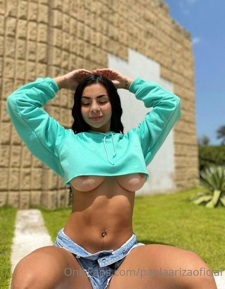Alaston vuotanut OnlyFans-kuva Paola Ariza