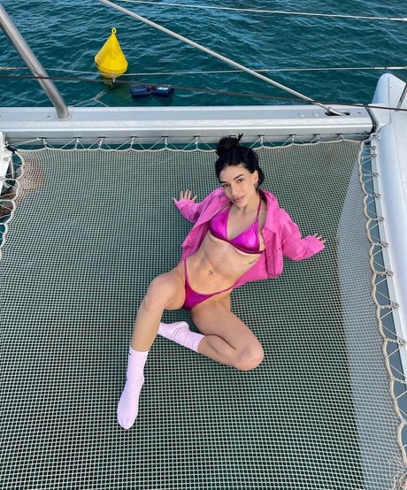 Nahá fotka uniklých OnlyFans od Martina Lombardo