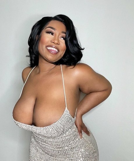 Brittneytonee